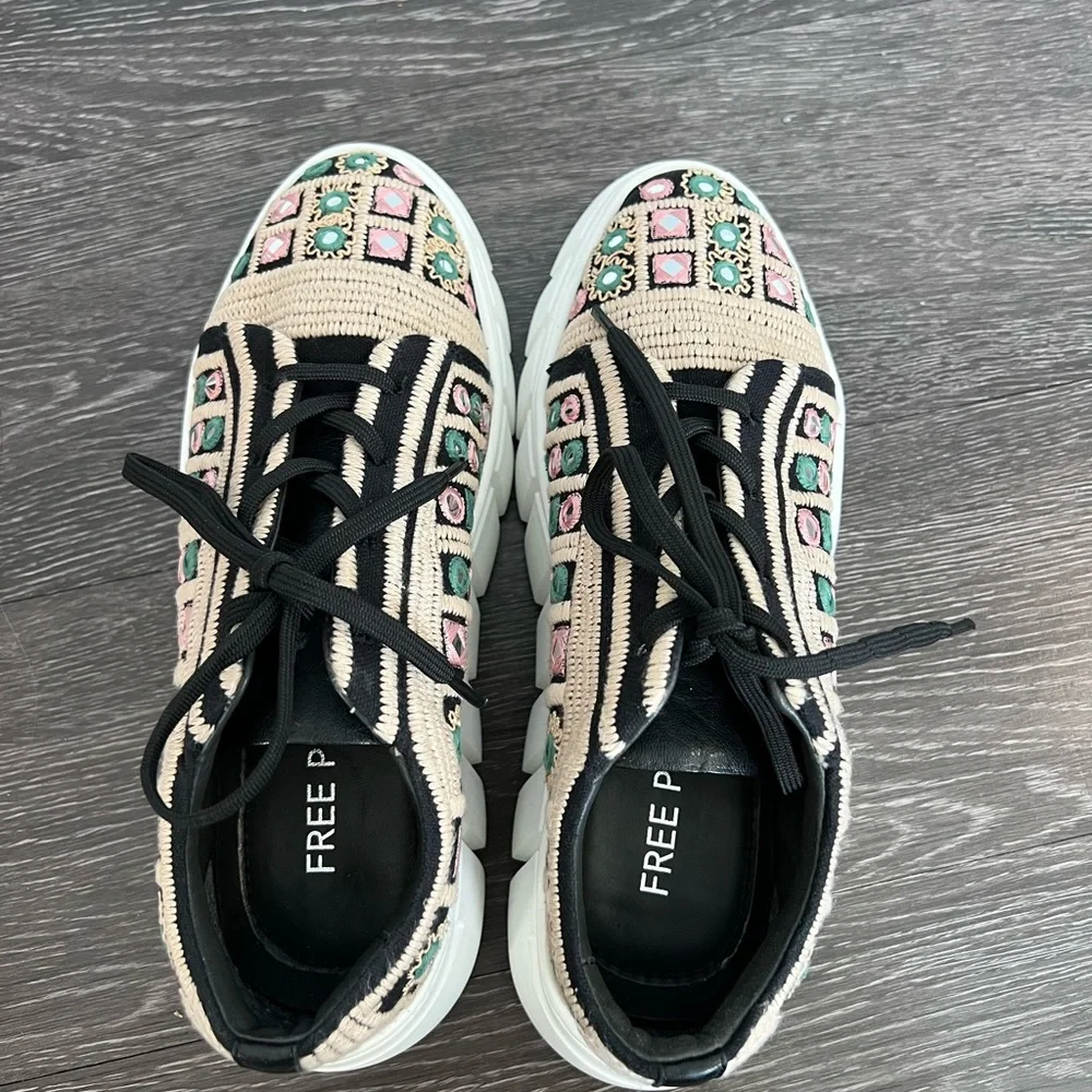 NWOT Free People “Catch Me If You Can” Crochet Platform Sneakers